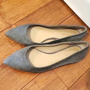 Ann Taylor Gray flats